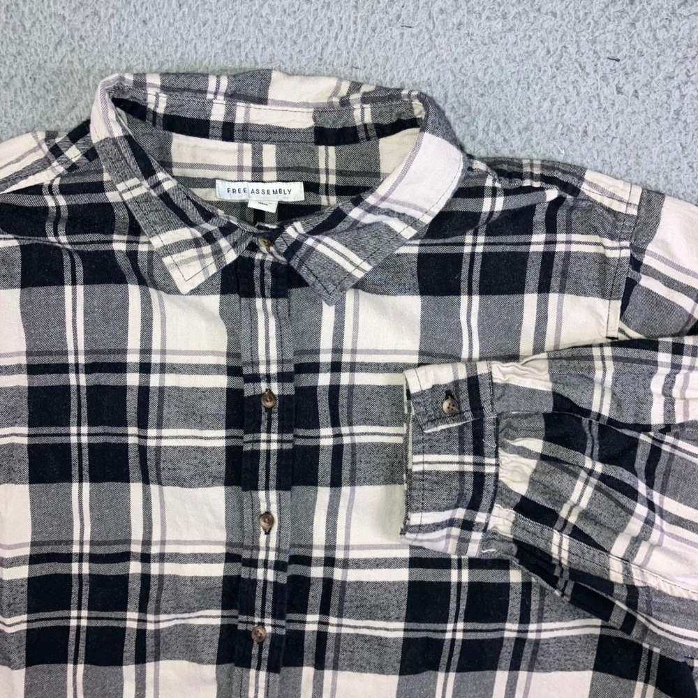 Free Assembly Flannel Shirt Women XXL B/W Plaid L/S Relaxed Layering Minimalist